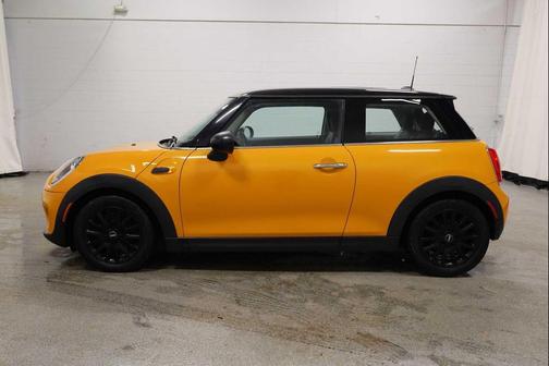 2016 MINI Hardtop Cooper