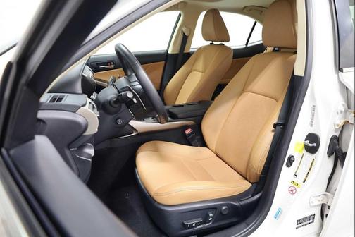 2016 Lexus IS 200t Base