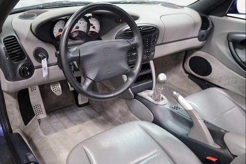 1997 Porsche Boxster 2dr Roadster Manual