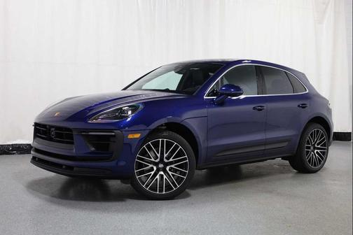 Gentian Blue Metallic 2026 Porsche Macan Macan S
