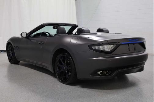2016 Maserati GranTurismo Base