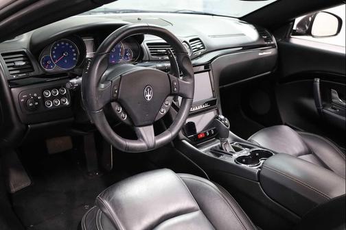 2016 Maserati GranTurismo Base