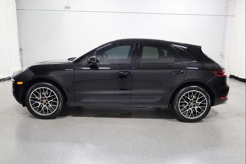 2018 Porsche Macan Sport Edition