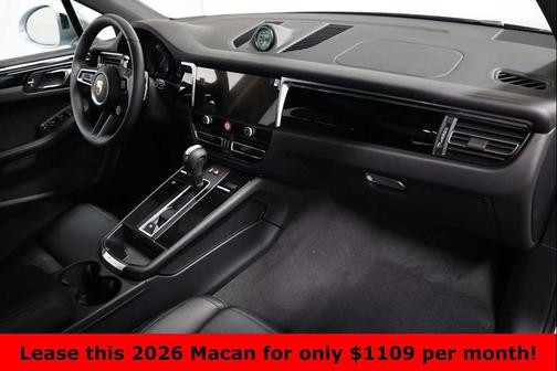 2026 Porsche Macan AWD