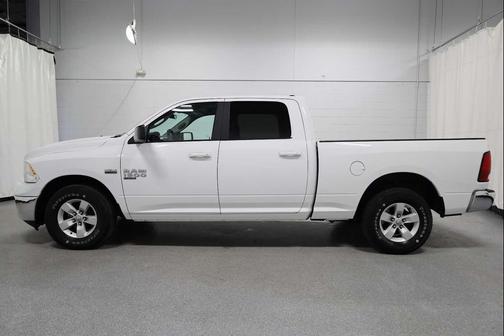 2019 RAM 1500 SLT