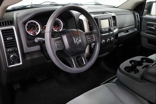 2019 RAM 1500 SLT