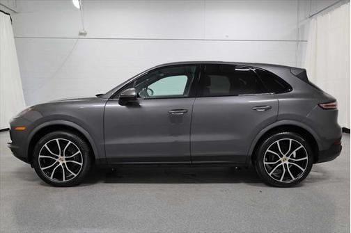 2022 Porsche Cayenne AWD