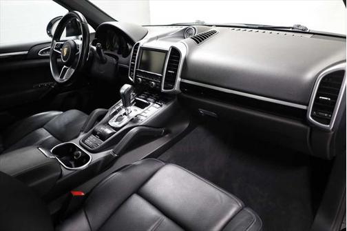 2016 Porsche Cayenne E-Hybrid S