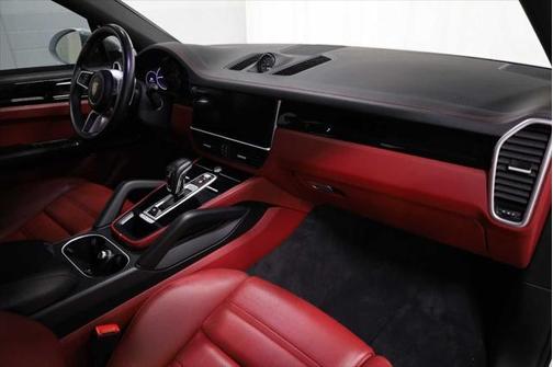 2023 Porsche Cayenne Coupe AWD