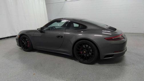 2019 Porsche 911 Carrera GTS