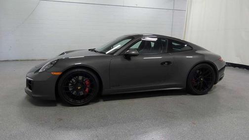 2019 Porsche 911 Carrera GTS