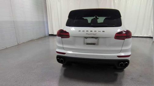 2017 Porsche Cayenne S