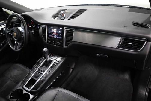 2018 Porsche Macan AWD
