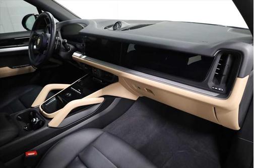 2024 Porsche Cayenne S