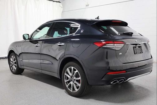 2021 Maserati Levante Base