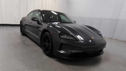 2025 Porsche Taycan RWD