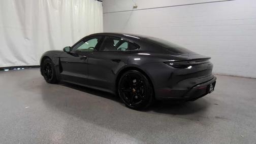 2025 Porsche Taycan RWD