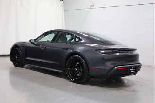 2025 Porsche Taycan RWD