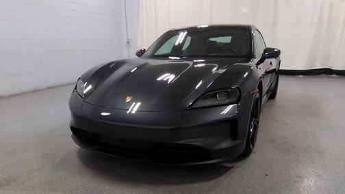 2025 Porsche Taycan RWD