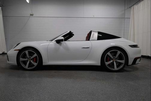 2024 Porsche 911 Targa 4S