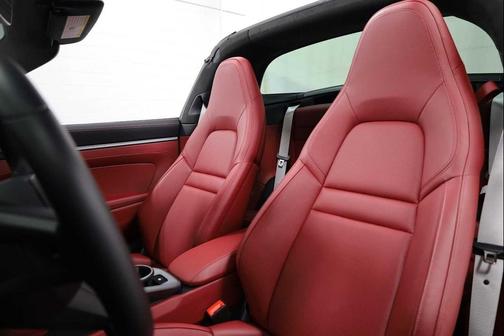 2024 Porsche 911 Targa 4S