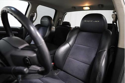 2005 Dodge Ram 1500 SRT-10 Quad Cab