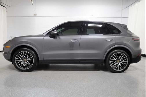 2022 Porsche Cayenne AWD