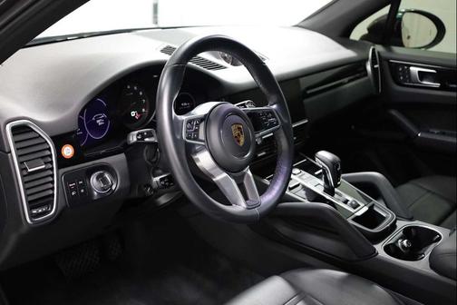 2022 Porsche Cayenne AWD