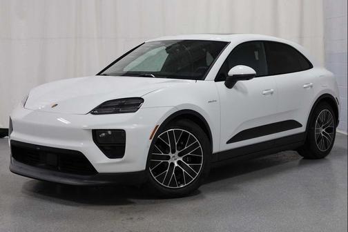 2025 Porsche Macan Electric