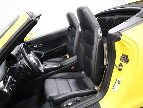 Racing Yellow 2014 Porsche 911 911 Carrera S