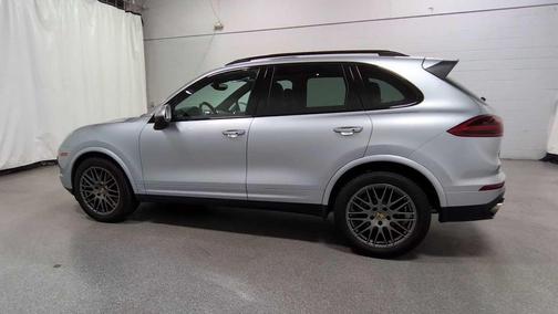 2017 Porsche Cayenne Platinum Edition
