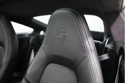 2020 Porsche 911 Carrera 4S