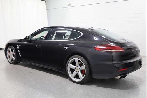 2014 Porsche Panamera Turbo Executive