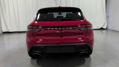 2025 Porsche Macan AWD