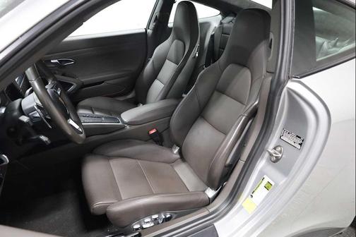 2018 Porsche 911 Carrera 4S