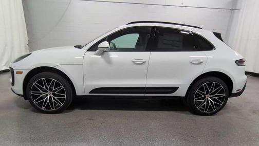 2026 Porsche Macan AWD