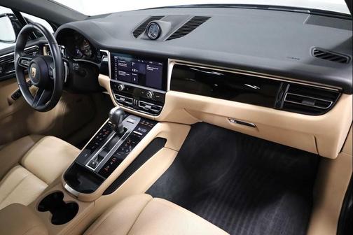 Black 2024 Porsche Macan Macan