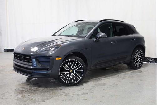 2026 Porsche Macan AWD