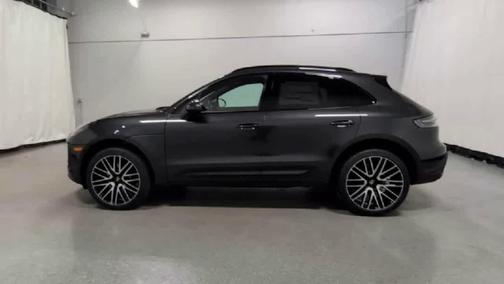 2026 Porsche Macan AWD
