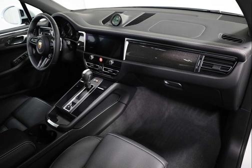 2024 Porsche Macan GTS
