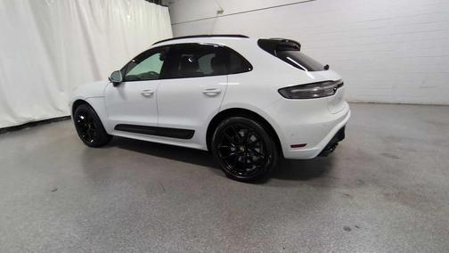 2024 Porsche Macan GTS