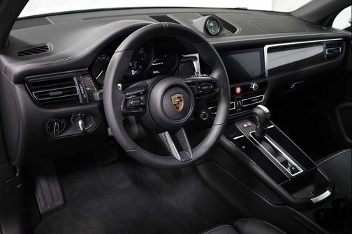 2024 Porsche Macan GTS