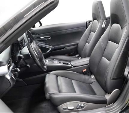 Black 2014 Porsche 911 Carrera 4