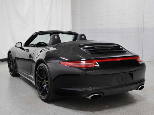Black 2014 Porsche 911 Carrera 4