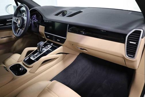 2023 Porsche Cayenne Cayenne