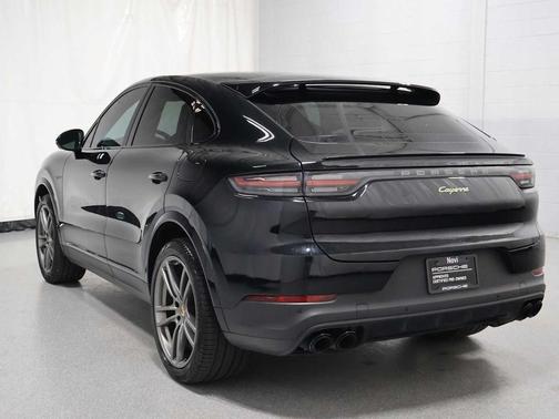 Black 2023 Porsche Cayenne Platinum Edition