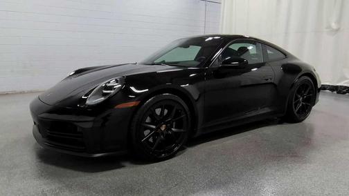 2025 Porsche 911 Carrera