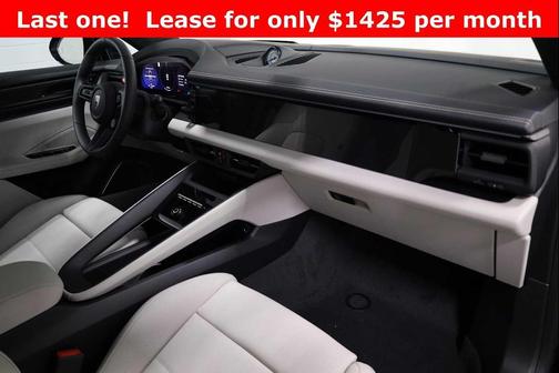 2025 Porsche Macan Turbo