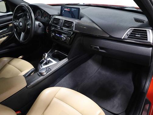 Sakhir Orange Metallic 2016 BMW M3 Base