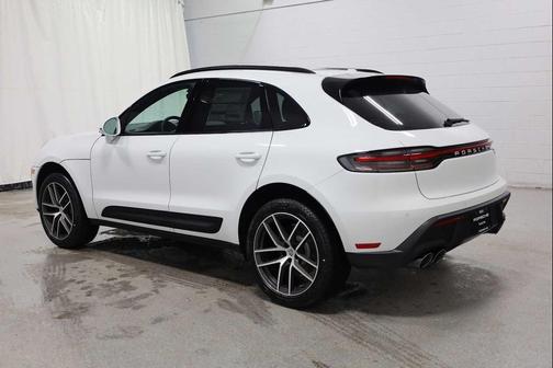 2026 Porsche Macan AWD